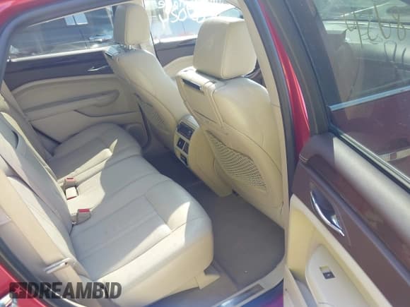 ✅ 2011 Cadillac SRX Premium Collection • VIN: 3GYFNFEY3BS541143 • Лот: 42689024. Опубликован ранее на IAAI с пробегом 100 560 миль. Бесплатный доступ к архиву аукционных продаж из США и подробный отчёт об истории автомобиля на DreamBid. Изображение 8.