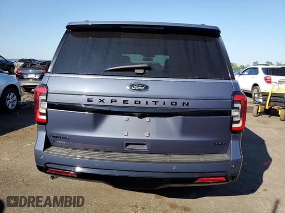 ✅ 2023 Ford Expedition Max Limited • VIN: 1FMJK2A8XPEA56650 • Lot: 72032105. Wystawiony na Copart z przebiegiem 20 904 mil. Bezpłatny archiwum sprzedaży aukcyjnych z USA i szczegółowy raport historii pojazdu na DreamBid. Zdjęcie 6.