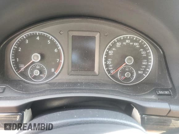 ✅ 2014 Volkswagen Eos Executive • VIN: WVWFW8AH5EV000923 • Lot: 88978865. Listed on Copart with Not provided. Free auction sales archive from the USA and detailed vehicle history report at DreamBid. Image 9.