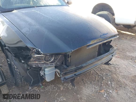 ✅ 2014 Ford Mustang V6 • VIN: 1ZVBP8AM4E5206692 • Лот: 43399827. Опубликован ранее на IAAI с пробегом 149 575 миль. Бесплатный доступ к архиву аукционных продаж из США и подробный отчёт об истории автомобиля на DreamBid. Изображение 6.