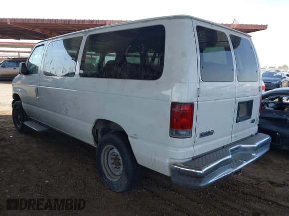 ✅ 2006 Ford Econoline Passenger XL • VIN: 1FBNE31L46HA47807 • Лот: 42629676. Опубликован ранее на IAAI с пробегом 65 498 миль. Бесплатный доступ к архиву аукционных продаж из США и подробный отчёт об истории автомобиля на DreamBid. Изображение 3.