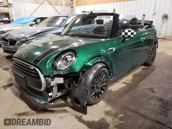 ✅ 2021 MINI Convertible Cooper • VIN: WMWWJ3C04M3N17758 • Лот: 60411294. Опубликован ранее на Copart с пробегом 3 881 миль. Бесплатный доступ к архиву аукционных продаж из США и подробный отчёт об истории автомобиля на DreamBid. Изображение 1.