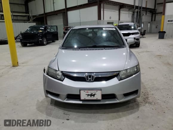 ✅ 2009 Honda Civic LX • VIN: 1HGFA16569L014742 • Лот: 90343195. Опубликован ранее на Copart с пробегом 115 308 миль. Бесплатный доступ к архиву аукционных продаж из США и подробный отчёт об истории автомобиля на DreamBid. Изображение 5.