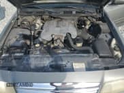 ✅ 2002 Ford Crown Victoria Standard • VIN: 2FAFP73W42X128346 • Lot: 63623625. Wystawiony na Copart z przebiegiem 192 445 mil. Bezpłatny archiwum sprzedaży aukcyjnych z USA i szczegółowy raport historii pojazdu na DreamBid. Zdjęcie 11.