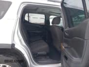 ✅ 2018 GMC Acadia SLE • VIN: 1GKKNSLS1JZ246642 • Lot: 43810041. Wystawiony na IAAI z przebiegiem 111 950 mil. Bezpłatny archiwum sprzedaży aukcyjnych z USA i szczegółowy raport historii pojazdu na DreamBid. Zdjęcie 8.