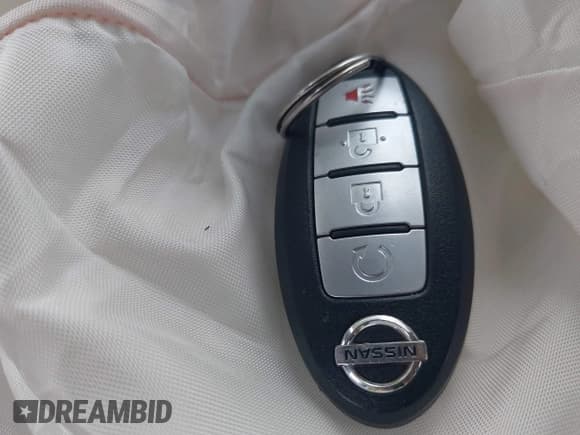 ✅ 2019 Nissan Pathfinder SV • VIN: 5N1DR2MM9KC640107 • Lot: 42387750. Listed on IAAI with 95,706 mi. Free auction sales archive from the USA and detailed vehicle history report at DreamBid. Image 11.