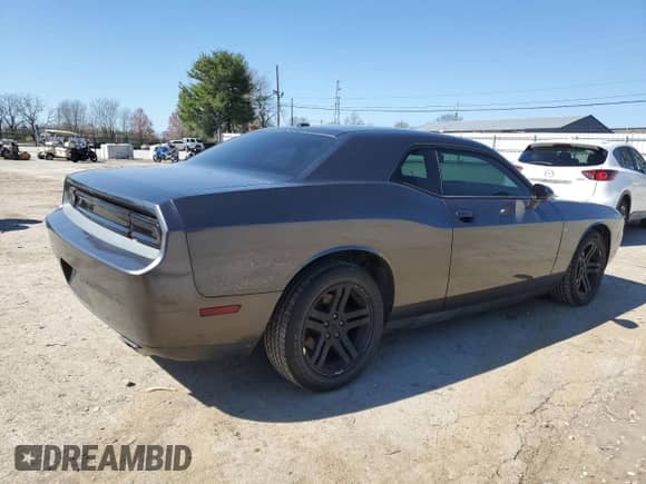 2014 Dodge Challenger SXT z VIN 2C3CDYAG1EH160925, wystawiony jako Copart lot #48783044 z przebiegiem 92 698 mil mil oraz Szkoda całkowita • Salvage title. Historia ofert i sprzedaży dostępna na DreamBid. Obrazek 3.
