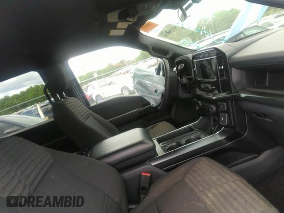 ✅ 2022 Ford F-150 XL • VIN: 1FTEW1EP3NKD77904 • Лот: 42248838. Опубликован ранее на IAAI с пробегом 88 961 миль. Бесплатный доступ к архиву аукционных продаж из США и подробный отчёт об истории автомобиля на DreamBid. Изображение 5.