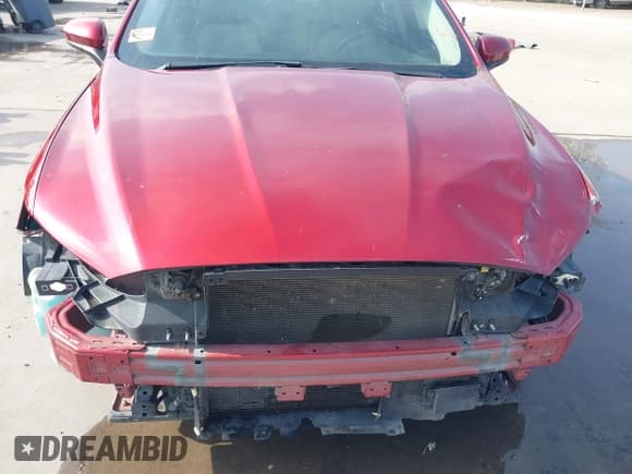 ✅ 2019 Ford Fusion SE • VIN: 3FA6P0HD5KR275210 • Lot: 43745554. Wystawiony na IAAI z przebiegiem 95 456 mil. Bezpłatny archiwum sprzedaży aukcyjnych z USA i szczegółowy raport historii pojazdu na DreamBid. Zdjęcie 6.