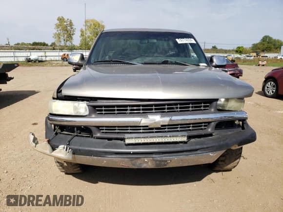 ✅ 2002 Chevrolet Silverado 1500 LS • VIN: 2GCEC19T221384466 • Лот: 74774094. Опубликован ранее на Copart с пробегом 235 482 миль. Бесплатный доступ к архиву аукционных продаж из США и подробный отчёт об истории автомобиля на DreamBid. Изображение 5.