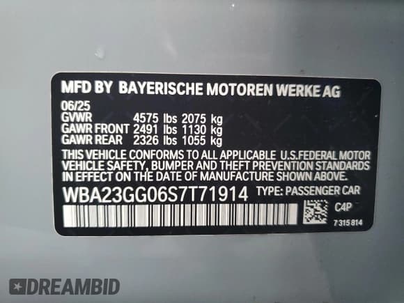✅ 2025 BMW 2 Series 228i xDrive • VIN: WBA23GG06S7T71914 • Lot: 81325275. Wystawiony na Copart z przebiegiem 2 018 mil. Bezpłatny archiwum sprzedaży aukcyjnych z USA i szczegółowy raport historii pojazdu na DreamBid. Zdjęcie 12.