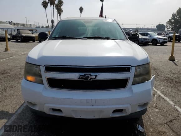 ✅ 2009 Chevrolet Suburban LS • VIN: 1GNFC16J09R194326 • Lot: 69039065. Listed on Copart with 136,859 mi. Free auction sales archive from the USA and detailed vehicle history report at DreamBid. Image 5.