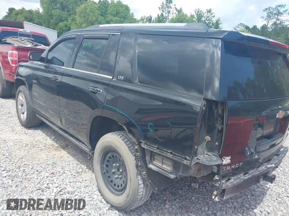 ✅ 2015 Chevrolet Tahoe LTZ • VIN: 1GNSCCKC8FR121461 • Lot: 42407901. Listed on IAAI with 137,729 mi. Free auction sales archive from the USA and detailed vehicle history report at DreamBid. Image 3.