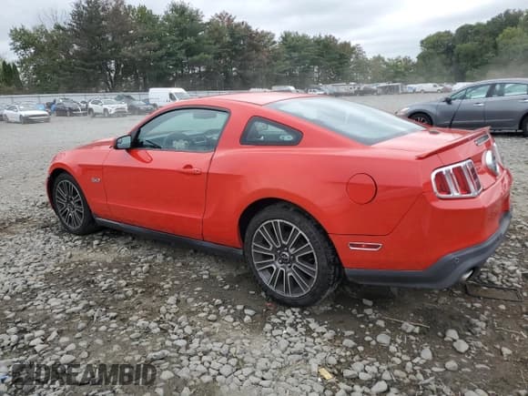 ✅ 2012 Ford Mustang GT Premium • VIN: 1ZVBP8CF1C5261189 • Лот: 80436805. Опубликован ранее на Copart с пробегом 68 557 миль. Бесплатный доступ к архиву аукционных продаж из США и подробный отчёт об истории автомобиля на DreamBid. Изображение 2.