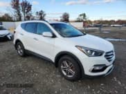 ✅ 2017 Hyundai Santa Fe 2.4L • VIN: 5NMZU3LB3HH033452 • Lot: 91460115. Wystawiony na Copart z przebiegiem 94 183 mil. Bezpłatny archiwum sprzedaży aukcyjnych z USA i szczegółowy raport historii pojazdu na DreamBid. Zdjęcie 4.