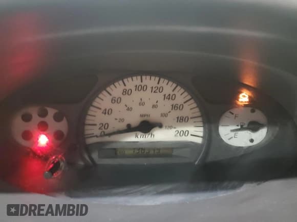 ✅ 2000 Toyota ECHO • VIN: JTDBT1238Y0097425 • Lot: 92035515. Listed on Copart with 138,349 mi. Free auction sales archive from the USA and detailed vehicle history report at DreamBid. Image 9.