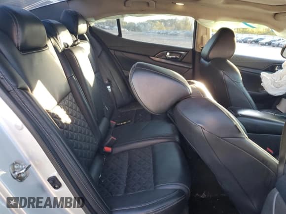 ✅ 2019 Nissan Maxima Platinum • VIN: 1N4AA6AV4KC362550 • Lot: 85938945. Wystawiony na Copart z przebiegiem 87 531 mil. Bezpłatny archiwum sprzedaży aukcyjnych z USA i szczegółowy raport historii pojazdu na DreamBid. Zdjęcie 10.