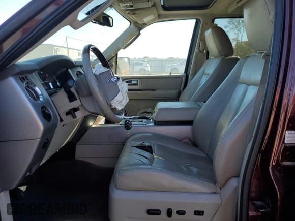 ✅ 2010 Ford Expedition Max Limited • VIN: 1FMJK2A56AEB60095 • Lot: 91456635. Wystawiony na Copart z przebiegiem 133 056 mil. Bezpłatny archiwum sprzedaży aukcyjnych z USA i szczegółowy raport historii pojazdu na DreamBid. Zdjęcie 7.