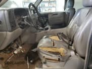 ✅ 2003 Chevrolet Suburban Z71 • VIN: 3GNFK16T23G306247 • Лот: 87797925. Опубликован ранее на Copart с пробегом Не указан. Бесплатный доступ к архиву аукционных продаж из США и подробный отчёт об истории автомобиля на DreamBid. Изображение 7.