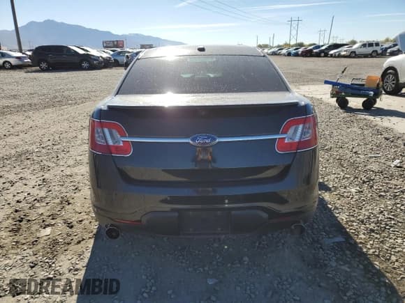 ✅ 2011 Ford Taurus SHO • VIN: 1FAHP2KT0BG169713 • Лот: 90465025. Опубликован ранее на Copart с пробегом 210 606 миль. Бесплатный доступ к архиву аукционных продаж из США и подробный отчёт об истории автомобиля на DreamBid. Изображение 6.