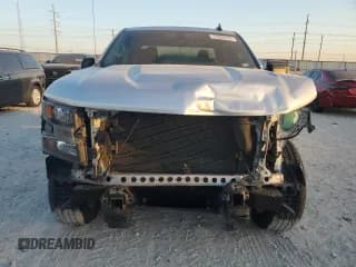 ✅ 2019 Chevrolet Silverado 1500 Custom • VIN: 1GCPWBEH9KZ381322 • Lot: 73582424. Wystawiony na Copart z przebiegiem 93 841 mil. Bezpłatny archiwum sprzedaży aukcyjnych z USA i szczegółowy raport historii pojazdu na DreamBid. Zdjęcie 5.