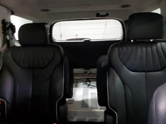 ✅ 2024 Hyundai Palisade Limited • VIN: KM8R5DGE9RU703700 • Lot: 70301265. Listed on Copart with 30,576 mi. Free auction sales archive from the USA and detailed vehicle history report at DreamBid. Image 10.