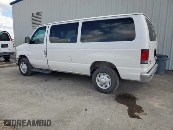 ✅ 2009 Ford Econoline Passenger XL • VIN: 1FBNE31L19DA54208 • Лот: 92701405. Опубликован ранее на Copart с пробегом 127 277 миль. Бесплатный доступ к архиву аукционных продаж из США и подробный отчёт об истории автомобиля на DreamBid. Изображение 2.