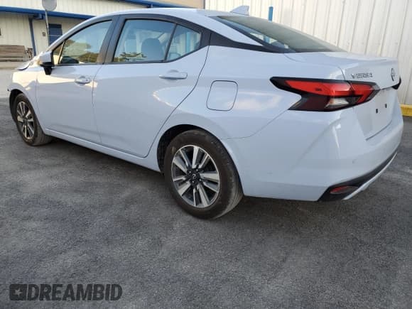 ✅ 2025 Nissan Versa SV • VIN: 3N1CN8EV1SL817990 • Lot: 91721325. Wystawiony na Copart z przebiegiem 30 556 mil. Bezpłatny archiwum sprzedaży aukcyjnych z USA i szczegółowy raport historii pojazdu na DreamBid. Zdjęcie 2.