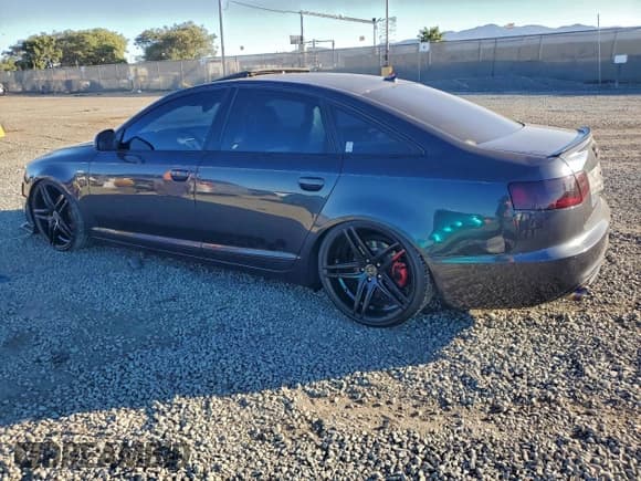 ✅ 2011 Audi A6 Prestige • VIN: WAUKGAFB7BN023877 • Lot: 95682515. Listed on Copart with 160,778 mi. Free auction sales archive from the USA and detailed vehicle history report at DreamBid. Image 2.