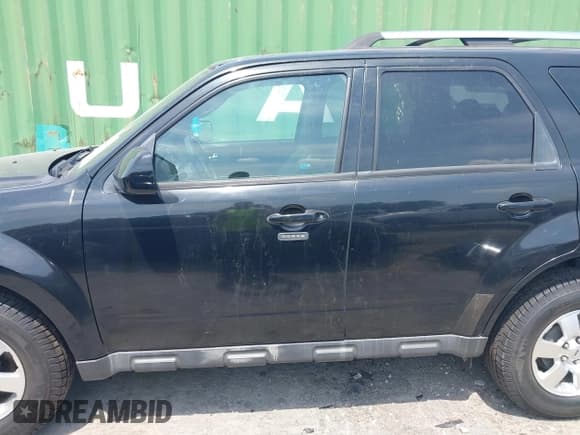 ✅ 2012 Ford Escape Limited • VIN: 1FMCU0EG7CKC15712 • Лот: 42479985. Опубликован ранее на IAAI с пробегом 196 211 миль. Бесплатный доступ к архиву аукционных продаж из США и подробный отчёт об истории автомобиля на DreamBid. Изображение 14.