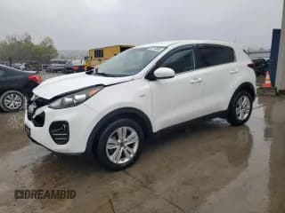 ✅ 2018 Kia Sportage LX • VIN: KNDPMCAC9J7448291 • Lot: 90110895. Wystawiony na Copart z przebiegiem 67 638 mil. Bezpłatny archiwum sprzedaży aukcyjnych z USA i szczegółowy raport historii pojazdu na DreamBid. Zdjęcie 1.