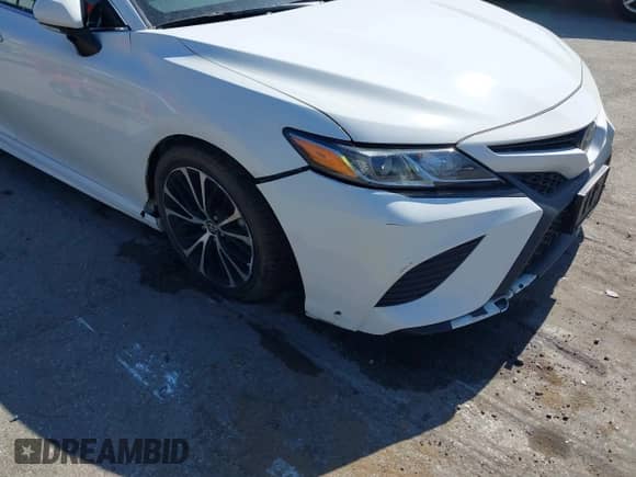 2020 Toyota Camry SE with VIN 4T1G11BK2LU008707, listed as a IAAI auction lot 41755412 with 56,959 mi miles and . Bid and sale history available at DreamBid. Image 6.
