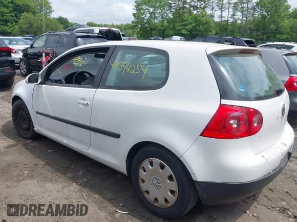 ✅ 2009 Volkswagen Rabbit S • VIN: WVWBB71K99W112155 • Lot: 42394254. Listed on IAAI with 158,219 mi. Free auction sales archive from the USA and detailed vehicle history report at DreamBid. Image 3.