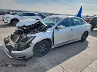 ✅ 2015 Nissan Altima 2.5 • VIN: 1N4AL3AP9FN330276 • Lot: 95115465. Listed on Copart with 198,344 mi. Free auction sales archive from the USA and detailed vehicle history report at DreamBid. Image 1.