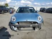 ✅ 2017 MINI Clubman Cooper • VIN: WMWLU1C51H2C41595 • Лот: 85113435. Опубликован ранее на Copart с пробегом 83 575 миль. Бесплатный доступ к архиву аукционных продаж из США и подробный отчёт об истории автомобиля на DreamBid. Изображение 5.