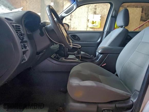 ✅ 2006 Ford Escape XLT • VIN: 1FMCU93116KC71636 • Лот: 95442715. Опубликован ранее на Copart с пробегом 148 152 миль. Бесплатный доступ к архиву аукционных продаж из США и подробный отчёт об истории автомобиля на DreamBid. Изображение 7.