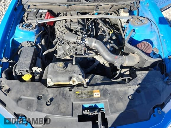 ✅ 2011 Ford Mustang V6 • VIN: 1ZVBP8AM3B5144908 • Lot: 89653205. Listed on Copart with 165,396 mi. Free auction sales archive from the USA and detailed vehicle history report at DreamBid. Image 11.