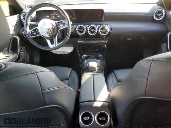 2023 Mercedes-Benz CLA 250 с VIN W1K5J4GB0PN334887, выставлен на аукционе Copart как лот 70424815 с пробегом 26 987 миль миль и Списание • Salvage title. История ставок и продаж доступна на DreamBid. Изображение 8.