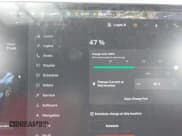 ✅ 2024 Tesla Model Y Long Range • VIN: 7SAYGDEE5RA226317 • Lot: 42025891. Wystawiony na IAAI z przebiegiem 23 995 mil. Bezpłatny archiwum sprzedaży aukcyjnych z USA i szczegółowy raport historii pojazdu na DreamBid. Zdjęcie 18.