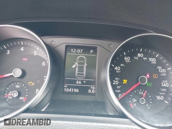 ✅ 2016 Volkswagen Passat S • VIN: 1VWAT7A31GC046374 • Лот: 42244901. Опубликован ранее на IAAI с пробегом 104 196 миль. Бесплатный доступ к архиву аукционных продаж из США и подробный отчёт об истории автомобиля на DreamBid. Изображение 7.