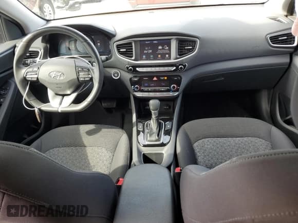 ✅ 2019 Hyundai Ioniq SEL • VIN: KMHC75LC2KU126332 • Lot: 47211665. Wystawiony na Copart z przebiegiem 42 861 mil. Bezpłatny archiwum sprzedaży aukcyjnych z USA i szczegółowy raport historii pojazdu na DreamBid. Zdjęcie 8.