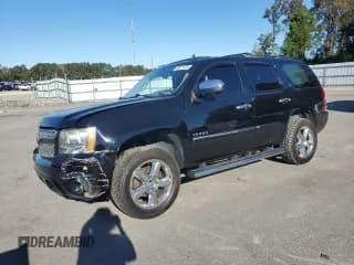 ✅ 2012 Chevrolet Tahoe LTZ • VIN: 1GNSKCE05CR320967 • Lot: 86871835. Wystawiony na Copart z przebiegiem 139 044 mil. Bezpłatny archiwum sprzedaży aukcyjnych z USA i szczegółowy raport historii pojazdu na DreamBid. Zdjęcie 1.