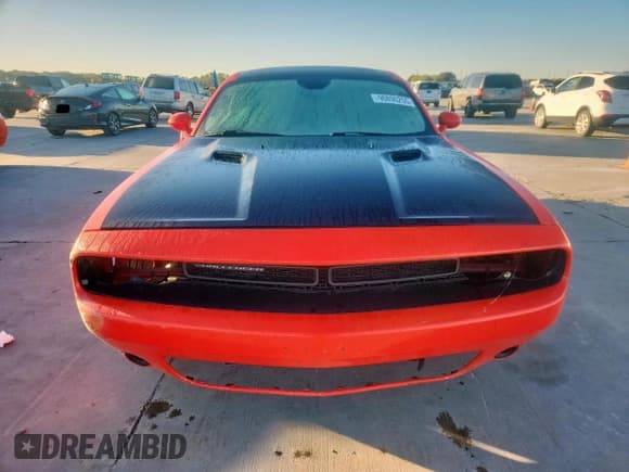 ✅ 2018 Dodge Challenger SXT • VIN: 2C3CDZAG6JH328168 • Lot: 90896255. Wystawiony na Copart z przebiegiem Nie podano. Bezpłatny archiwum sprzedaży aukcyjnych z USA i szczegółowy raport historii pojazdu na DreamBid. Zdjęcie 5.