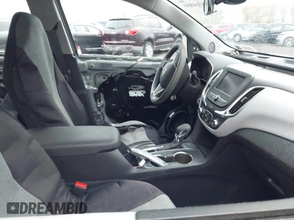 ✅ 2023 Chevrolet Equinox LS • VIN: 3GNAXHEG9PL271678 • Lot: 43640095. Wystawiony na IAAI z przebiegiem 15 099 mil. Bezpłatny archiwum sprzedaży aukcyjnych z USA i szczegółowy raport historii pojazdu na DreamBid. Zdjęcie 5.