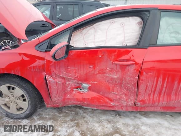 ✅ 2016 Chevrolet Cruze LS • VIN: 1G1BB5SM3G7281768 • Lot: 41328895. Listed on IAAI with 168,039 mi. Free auction sales archive from the USA and detailed vehicle history report at DreamBid. Image 6.