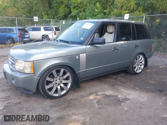 ✅ 2007 Land Rover Range Rover HSE • VIN: SALMF15447A253093 • Lot: 43261649. Listed on IAAI with 212,823 mi. Free auction sales archive from the USA and detailed vehicle history report at DreamBid. Image 2.
