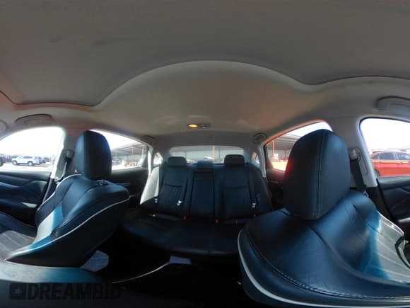 ✅ 2017 Infiniti Q70 3.7 • VIN: JN1BY1PR1HM210707 • Lot: 43153431. Listed on IAAI with 221,229 mi. Free auction sales archive from the USA and detailed vehicle history report at DreamBid. Image 19.