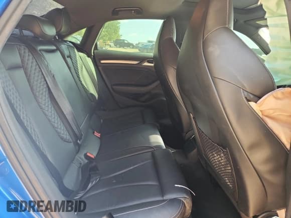 ✅ 2017 Audi S3 Premium Plus • VIN: WAUB1GFF9H1054202 • Lot: 71754425. Wystawiony na Copart z przebiegiem 91 772 mil. Bezpłatny archiwum sprzedaży aukcyjnych z USA i szczegółowy raport historii pojazdu na DreamBid. Zdjęcie 10.