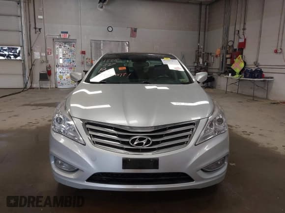 ✅ 2012 Hyundai Azera • VIN: KMHFH4JG1CA153065 • Lot: 43385837. Listed on IAAI with 97,920 mi. Free auction sales archive from the USA and detailed vehicle history report at DreamBid. Image 14.