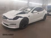 ✅ 2021 Tesla Model S Long Range • VIN: 5YJSA1E5XMF432277 • Lot: 43269213. Wystawiony na IAAI z przebiegiem Nie podano. Bezpłatny archiwum sprzedaży aukcyjnych z USA i szczegółowy raport historii pojazdu na DreamBid. Zdjęcie 2.
